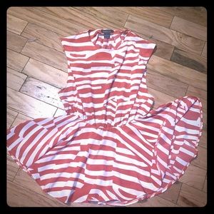 Garcia mini open back romper dress size large